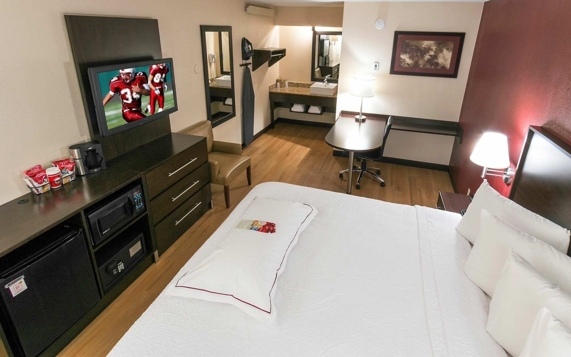 Red Roof Inn Plus+ Pittsburgh South - Airport Exteriör bild